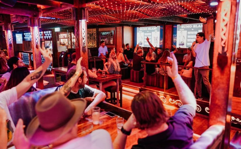 the woolshed bar hens v3
