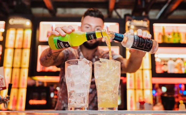 woolshed drinks hens