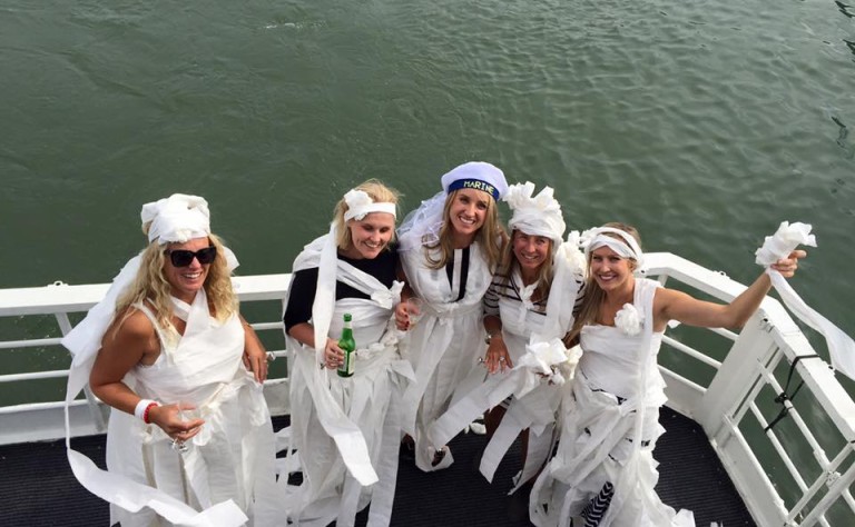 williamstown charter boat fun hens