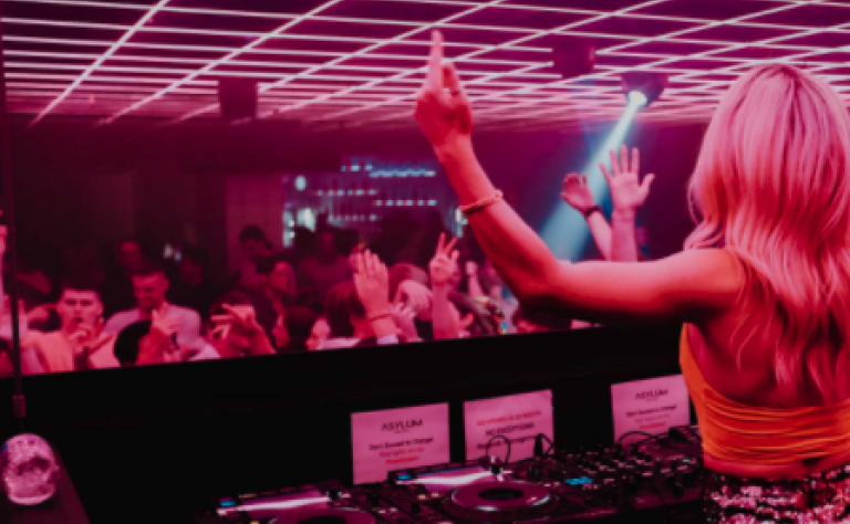 aslyum nightlclub dj hen v2